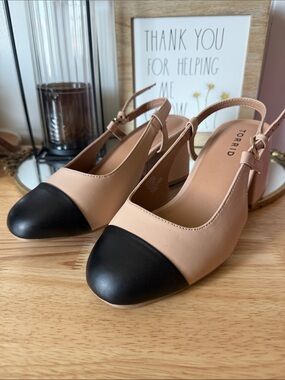 TORRID Two-Tone Slingback Pumps in Nude and Black 7.5WW
